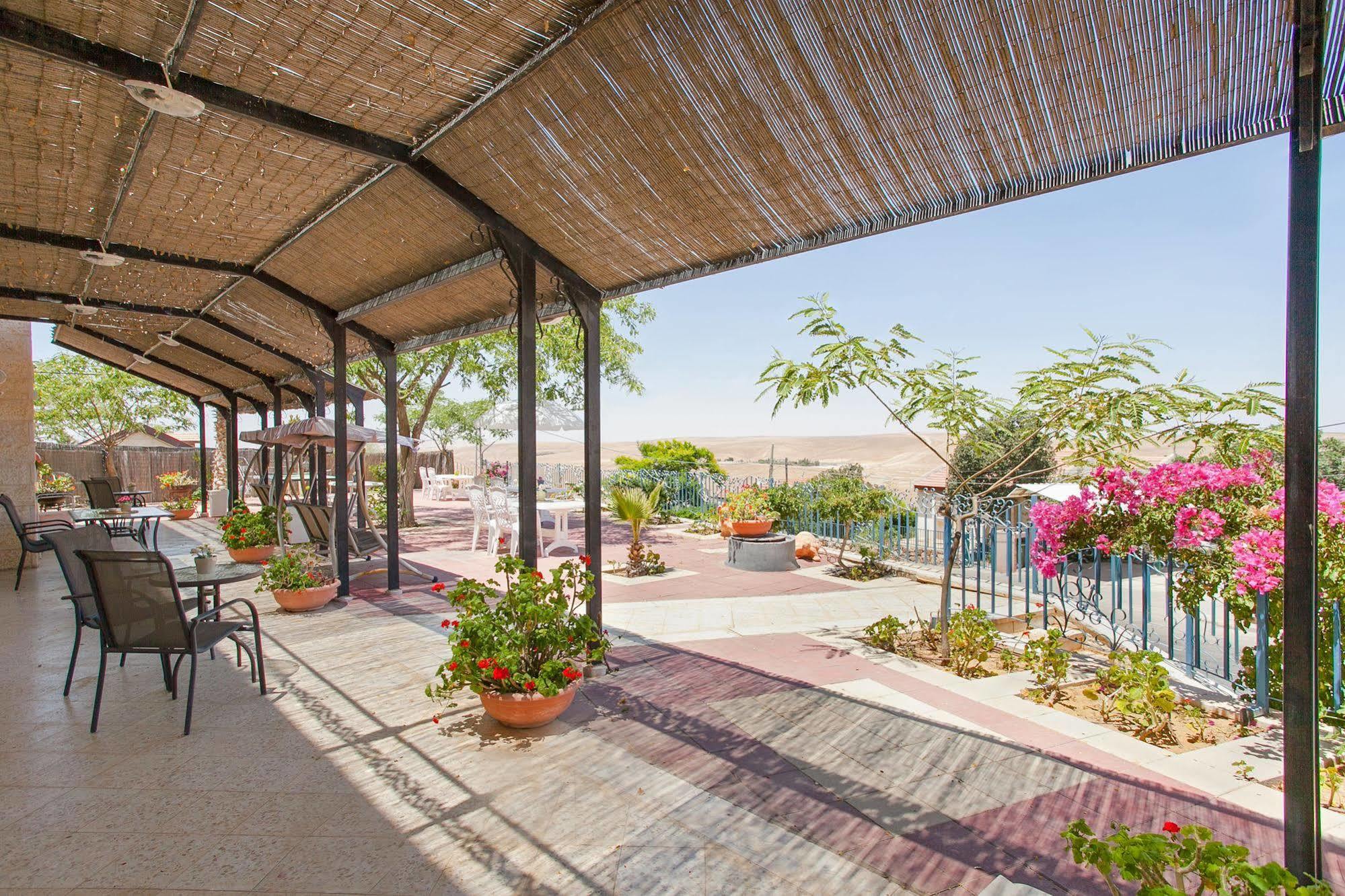 Villa 1000 Arad Buitenkant foto